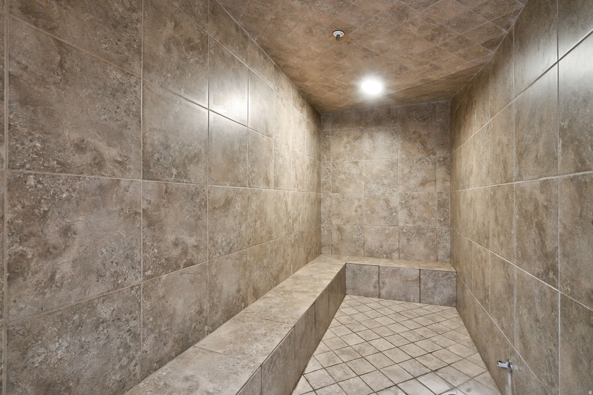 SILVERADO LODGE - Residential