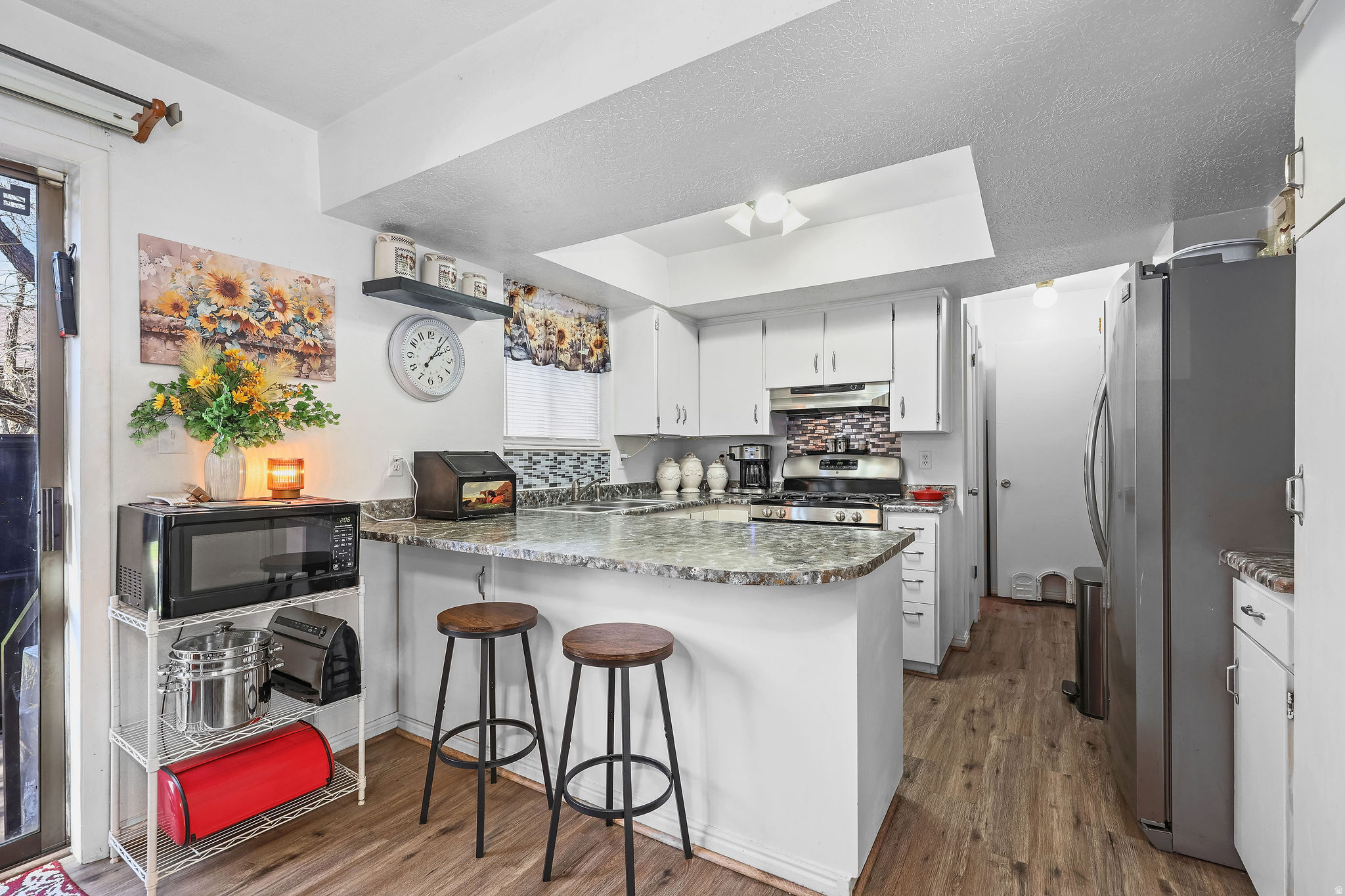 CHERRY WOOD - Residential