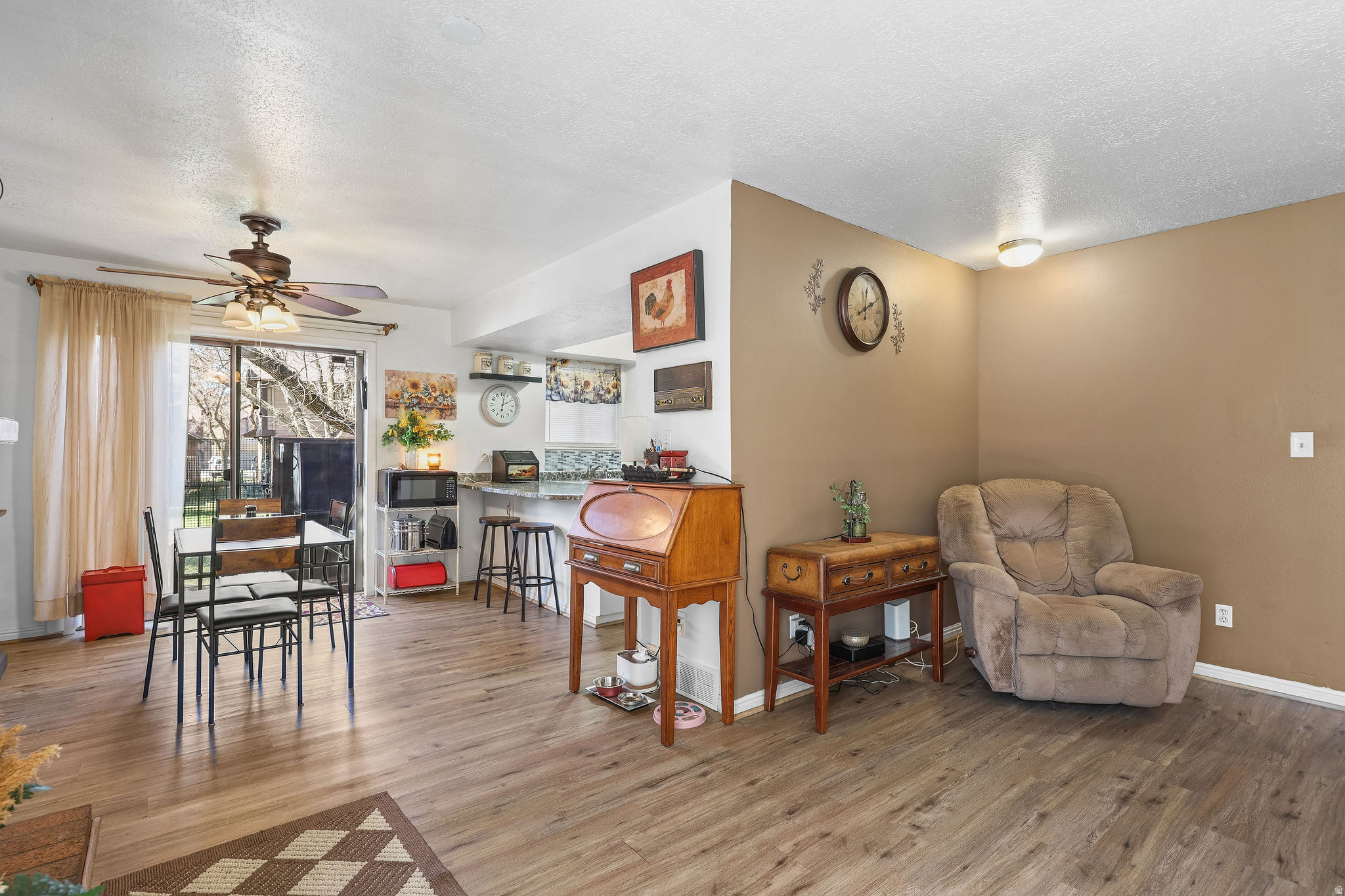 CHERRY WOOD - Residential