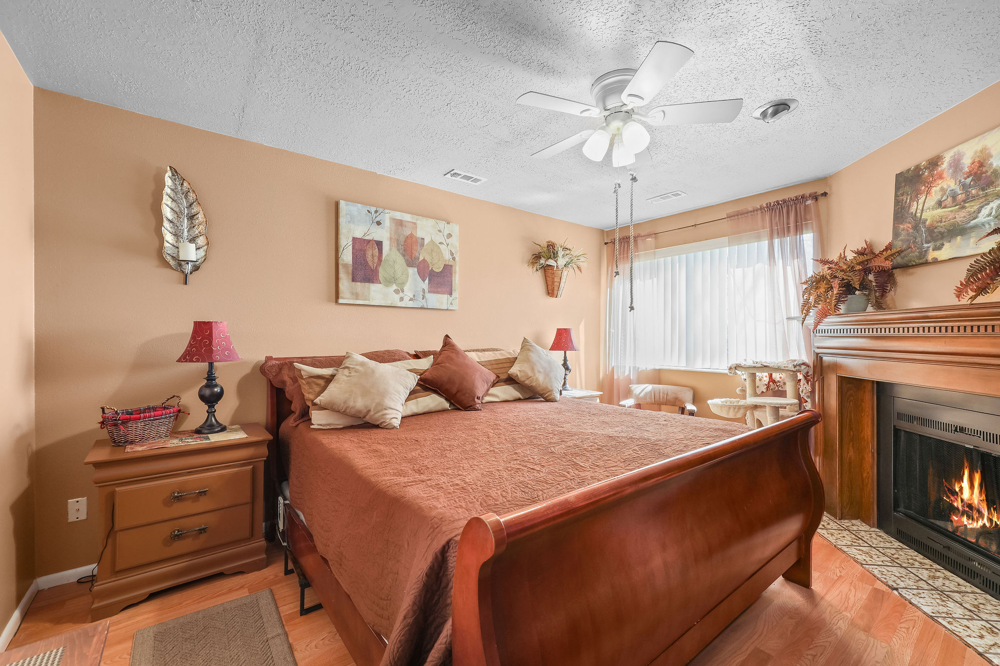 CHERRY WOOD - Residential