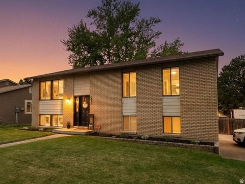 Tiny photo for 5037 S 2875 W, Roy, UT 84067 (MLS # 2153998)
