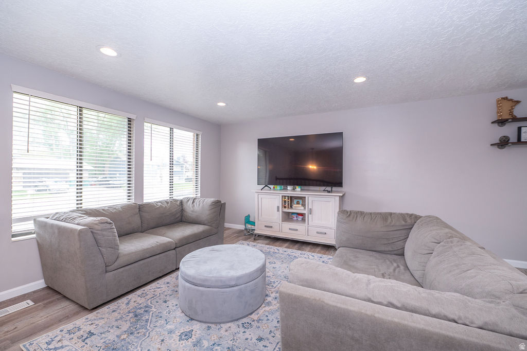 MARGRETTA - Residential