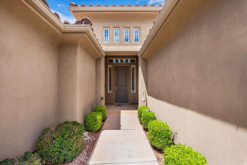 Photo of 1095 E 3685 S, Washington, UT 84780 (MLS # 2175597)
