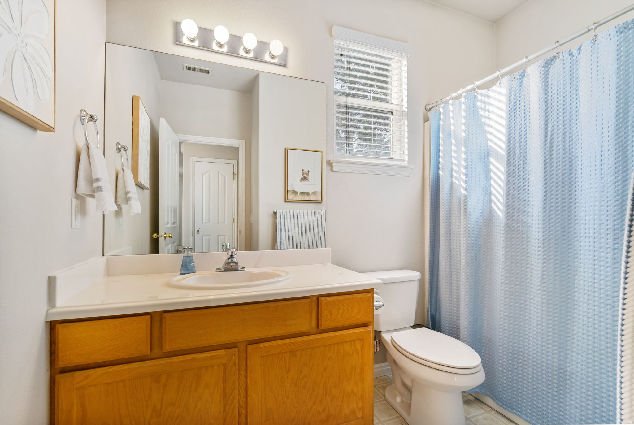 HUNTER VILLAGE - Residential