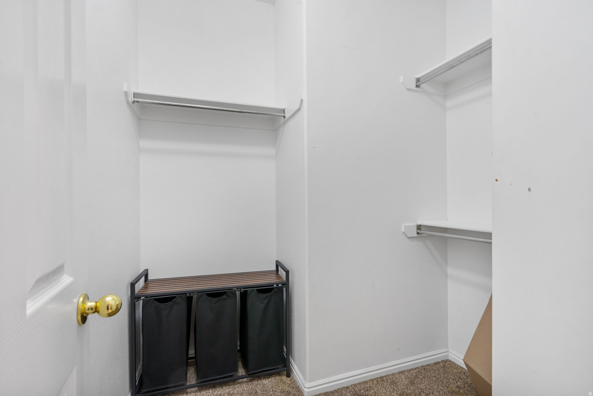 HUNTER VILLAGE - Residential