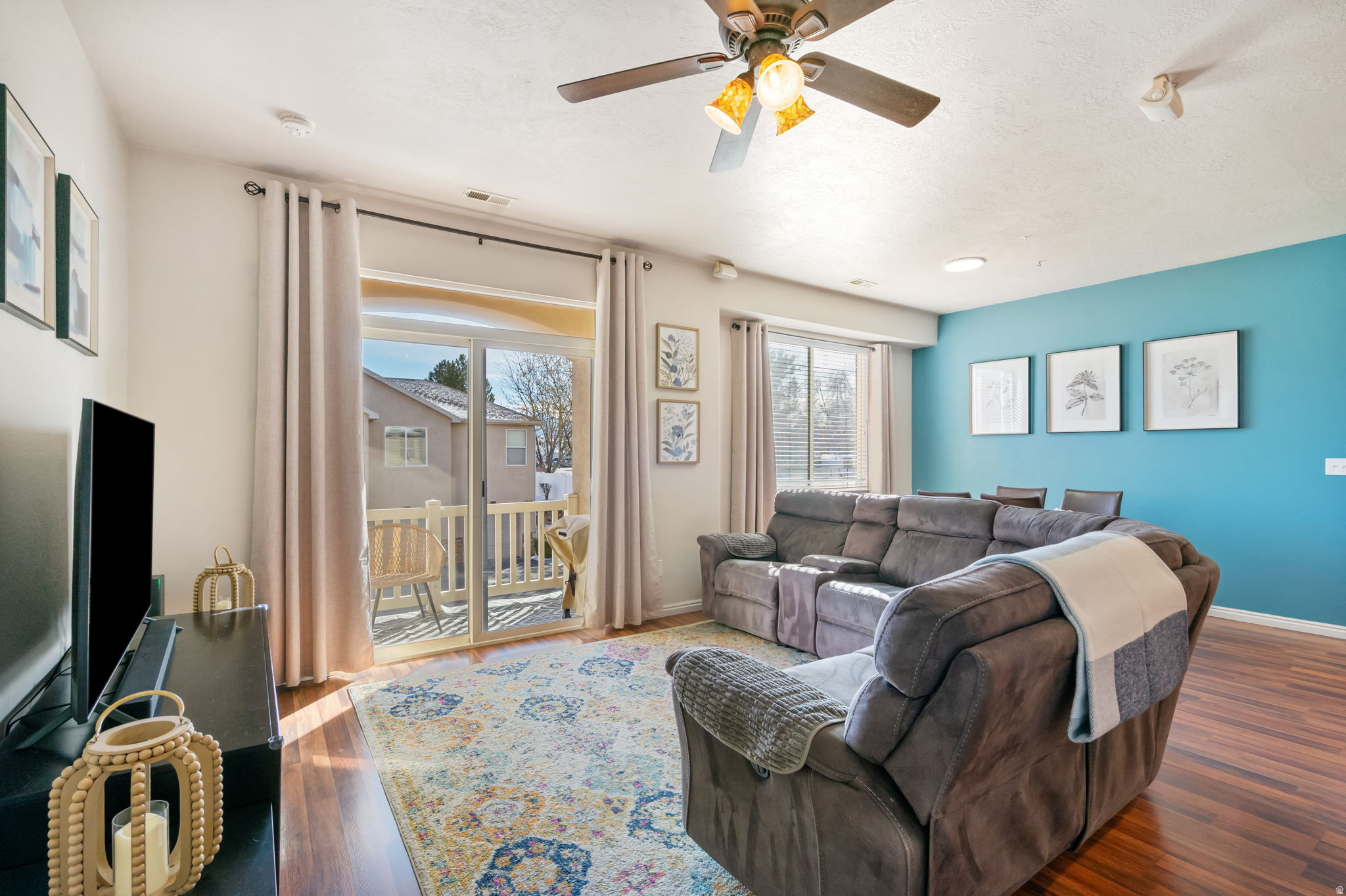 HUNTER VILLAGE - Residential