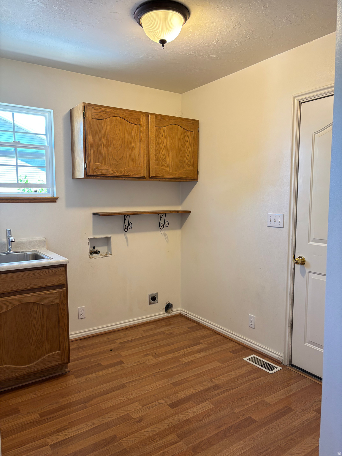 RED POINTS SUBDIVISION - Residential