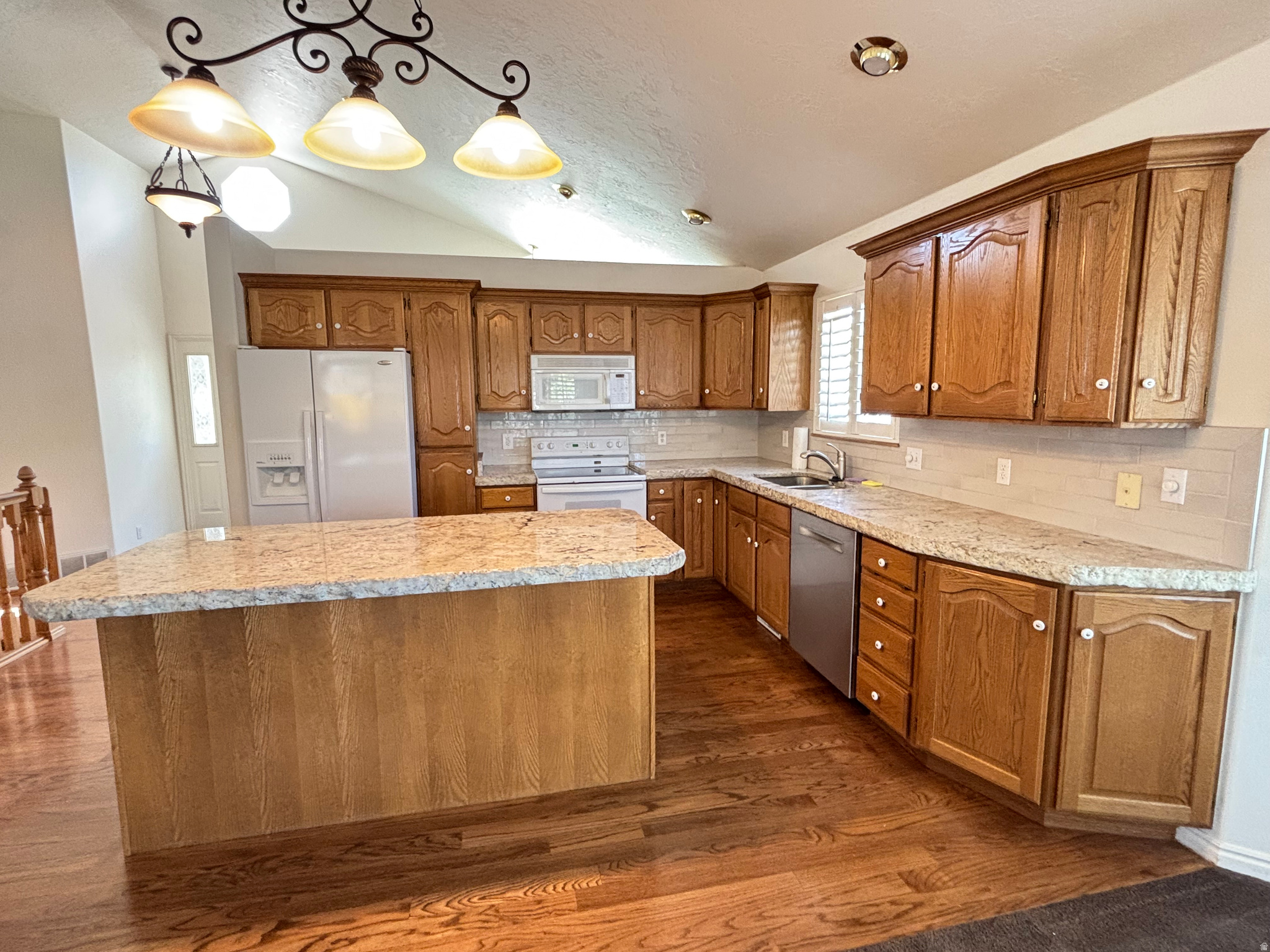 RED POINTS SUBDIVISION - Residential