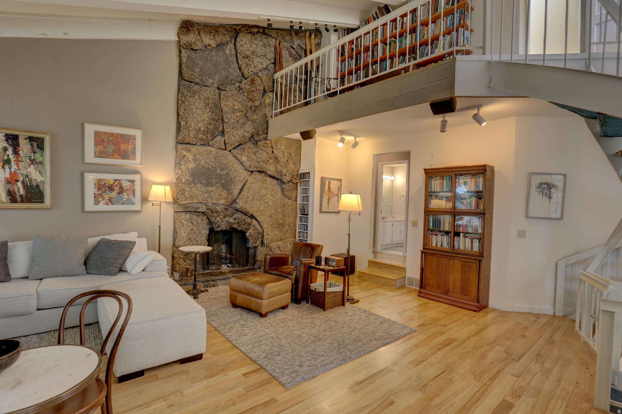 SHERWOOD HILLS - Residential