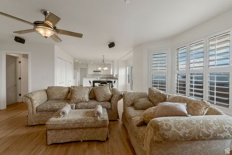 Tiny photo for 1871 E VISTA RIDGE CT, Draper (UT Cnty), UT 84020 (MLS # 2117928)