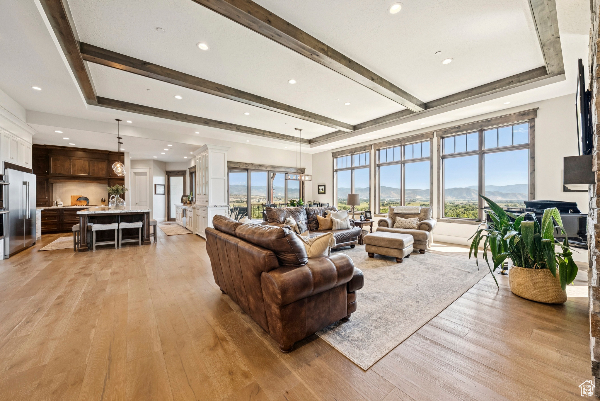 RIVER MEADOWS RANCH - Residential
