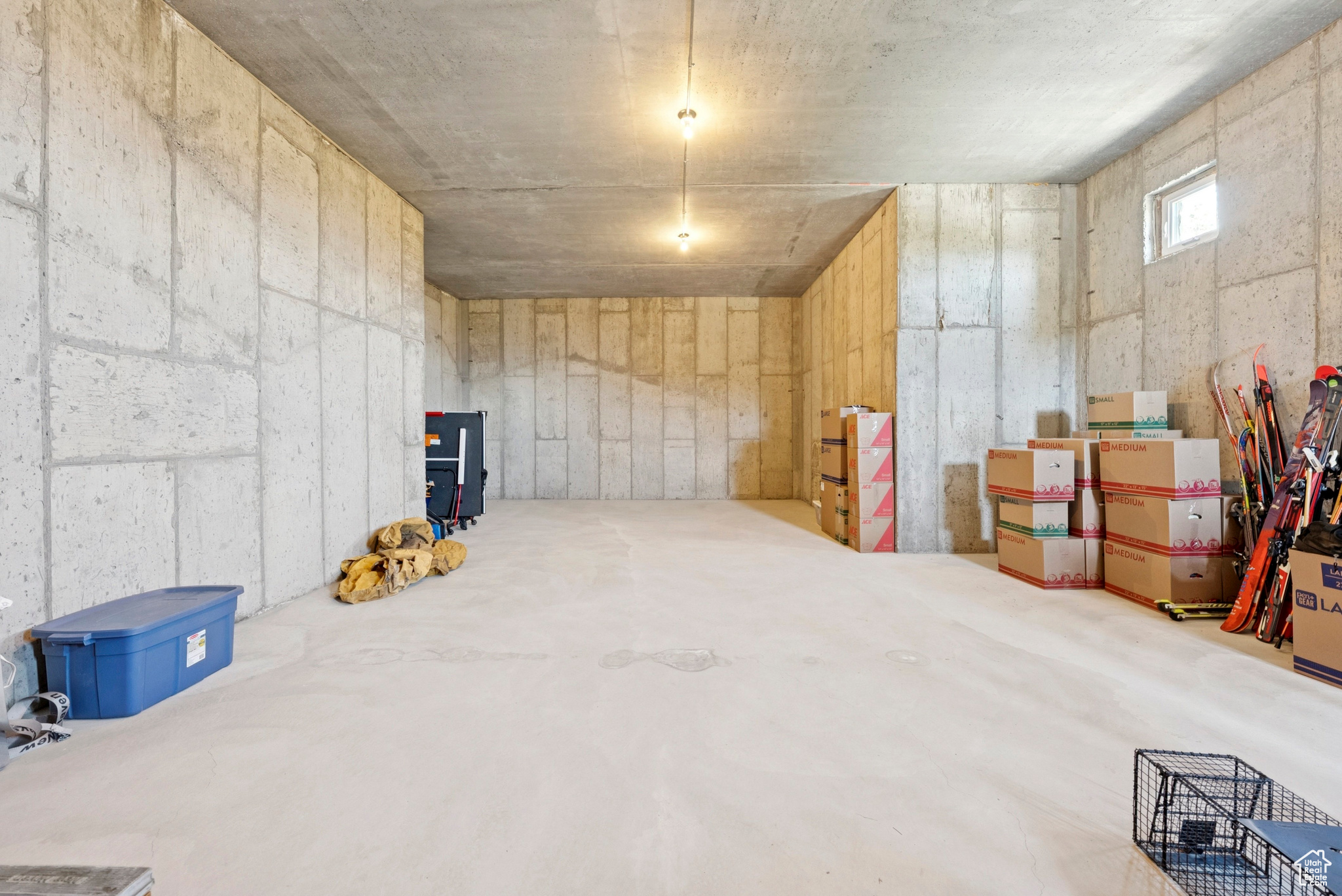 RIVER MEADOWS RANCH - Residential