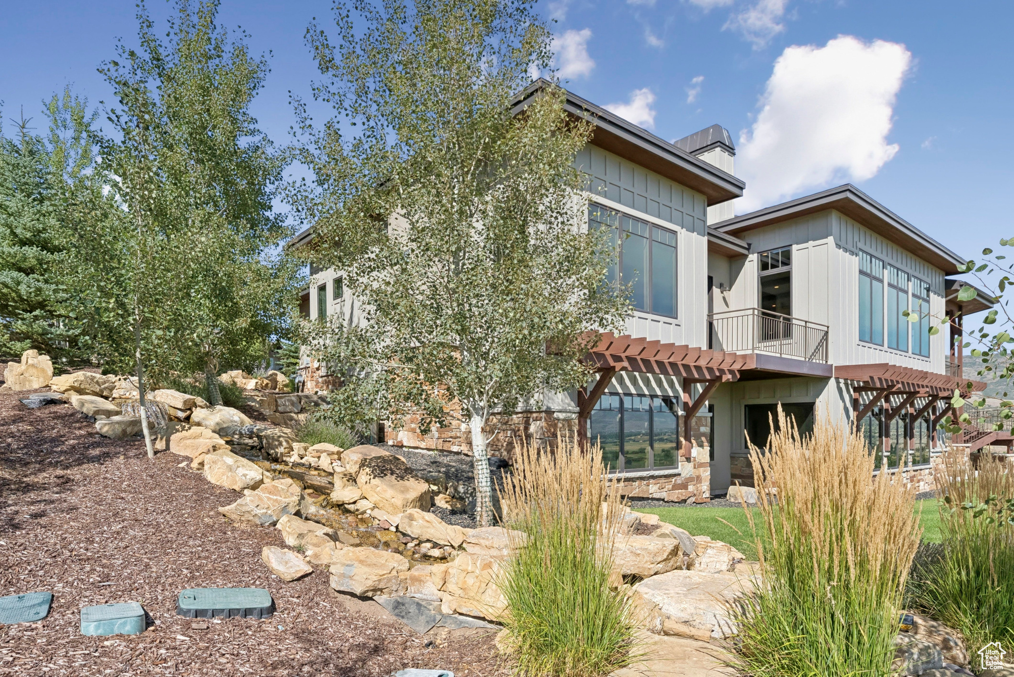 RIVER MEADOWS RANCH - Residential
