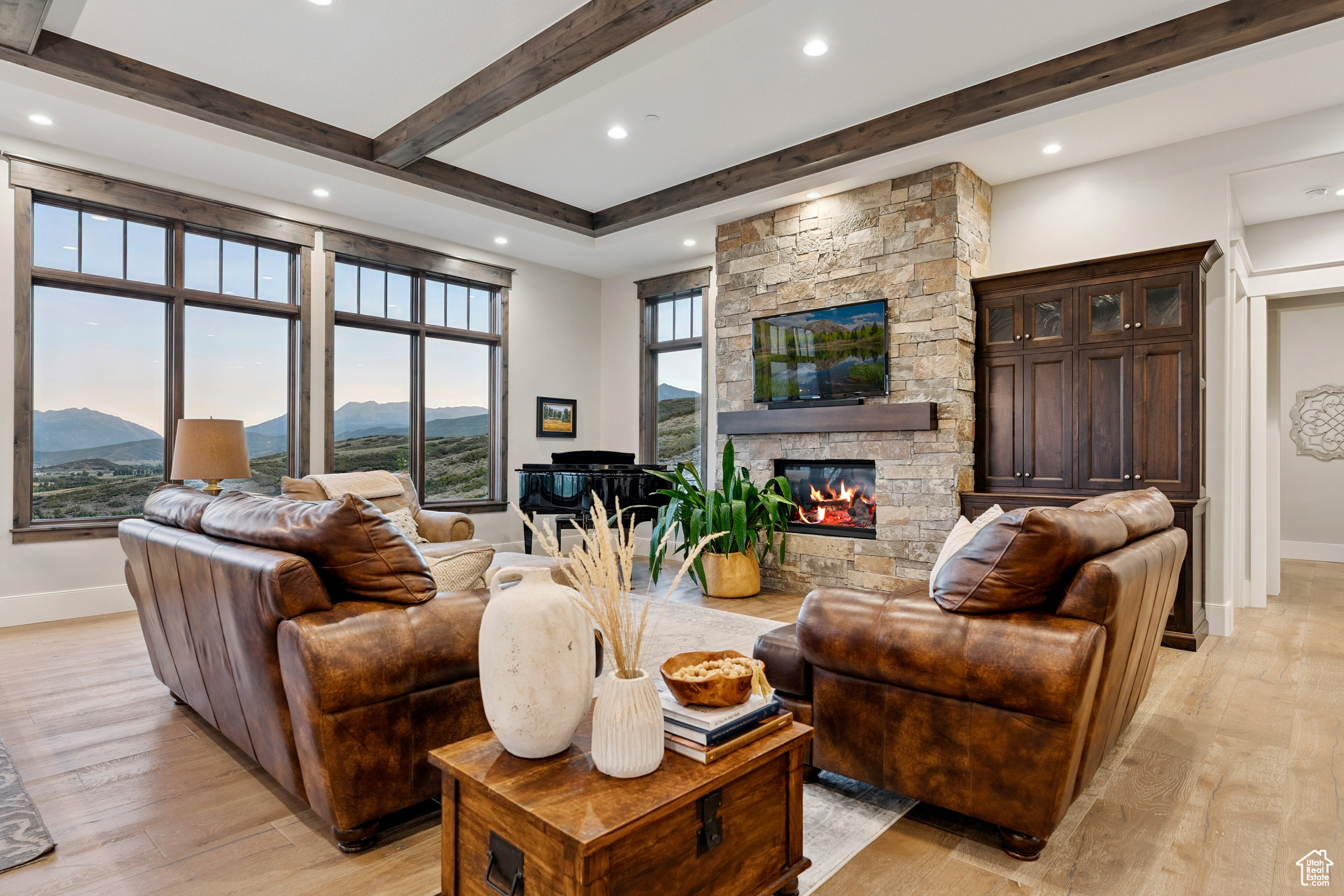 RIVER MEADOWS RANCH - Residential