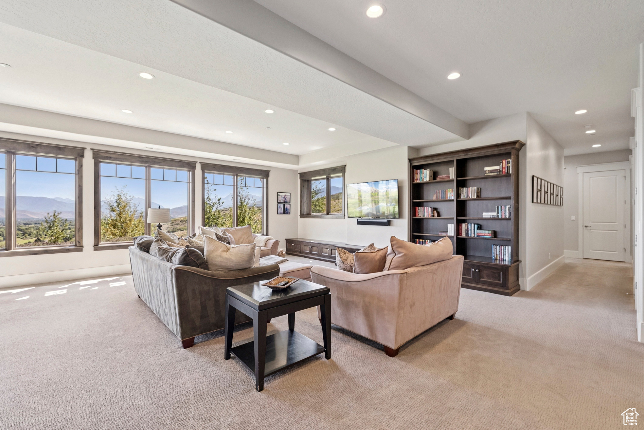 RIVER MEADOWS RANCH - Residential