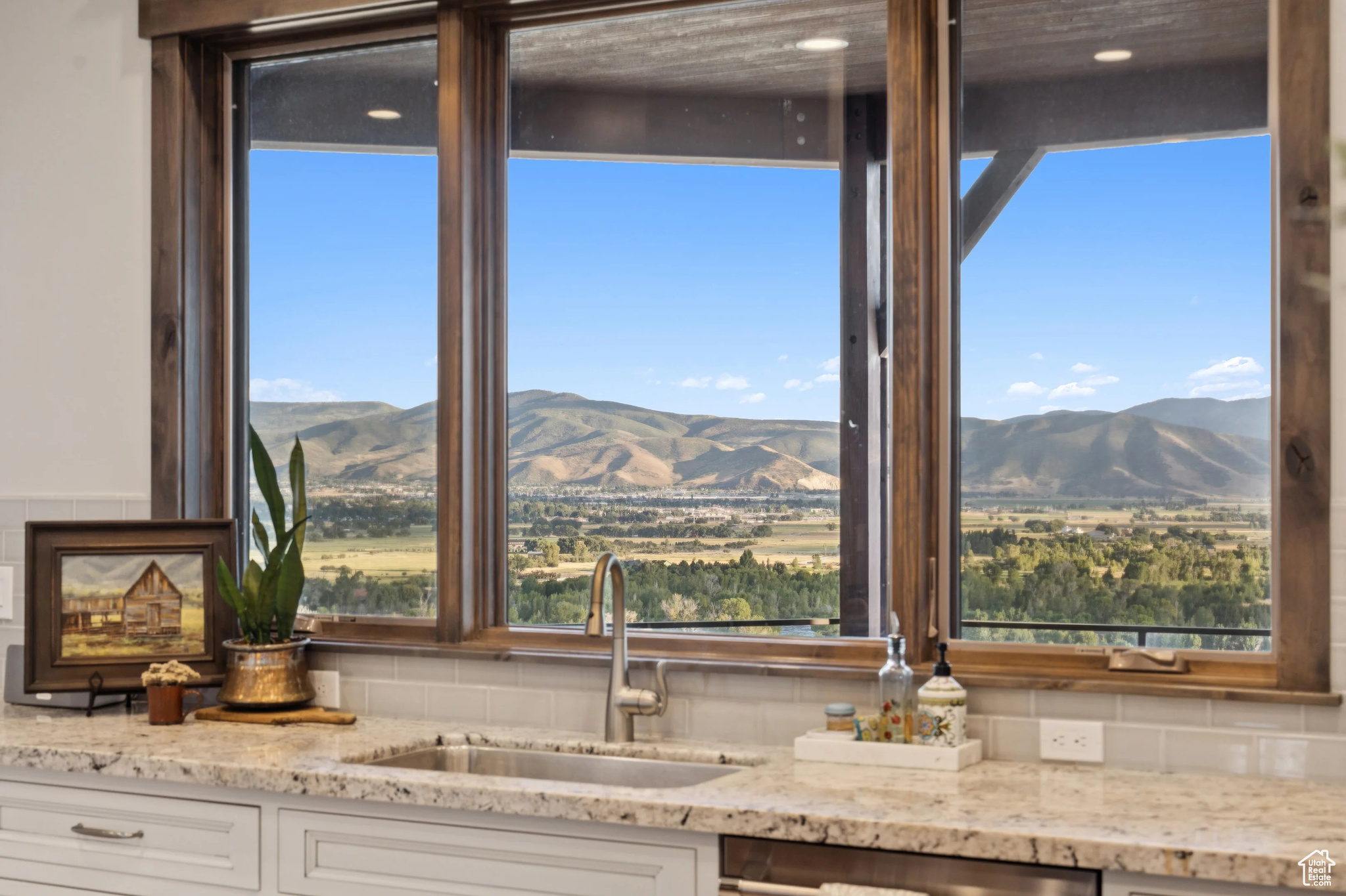 RIVER MEADOWS RANCH - Residential