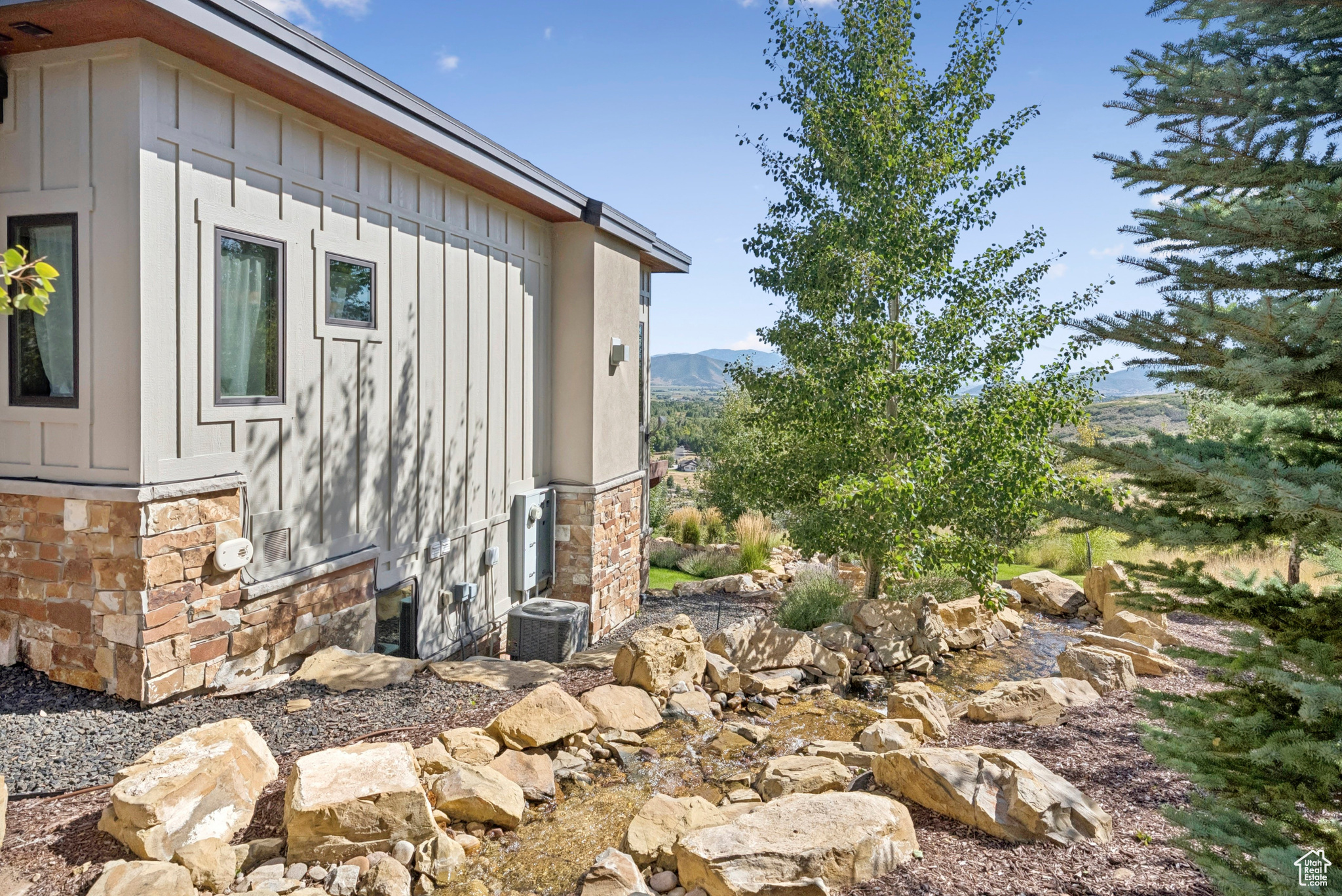 RIVER MEADOWS RANCH - Residential