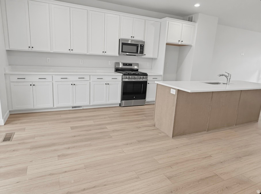 DAYBREAK CASCADE VILLAGE - Residential