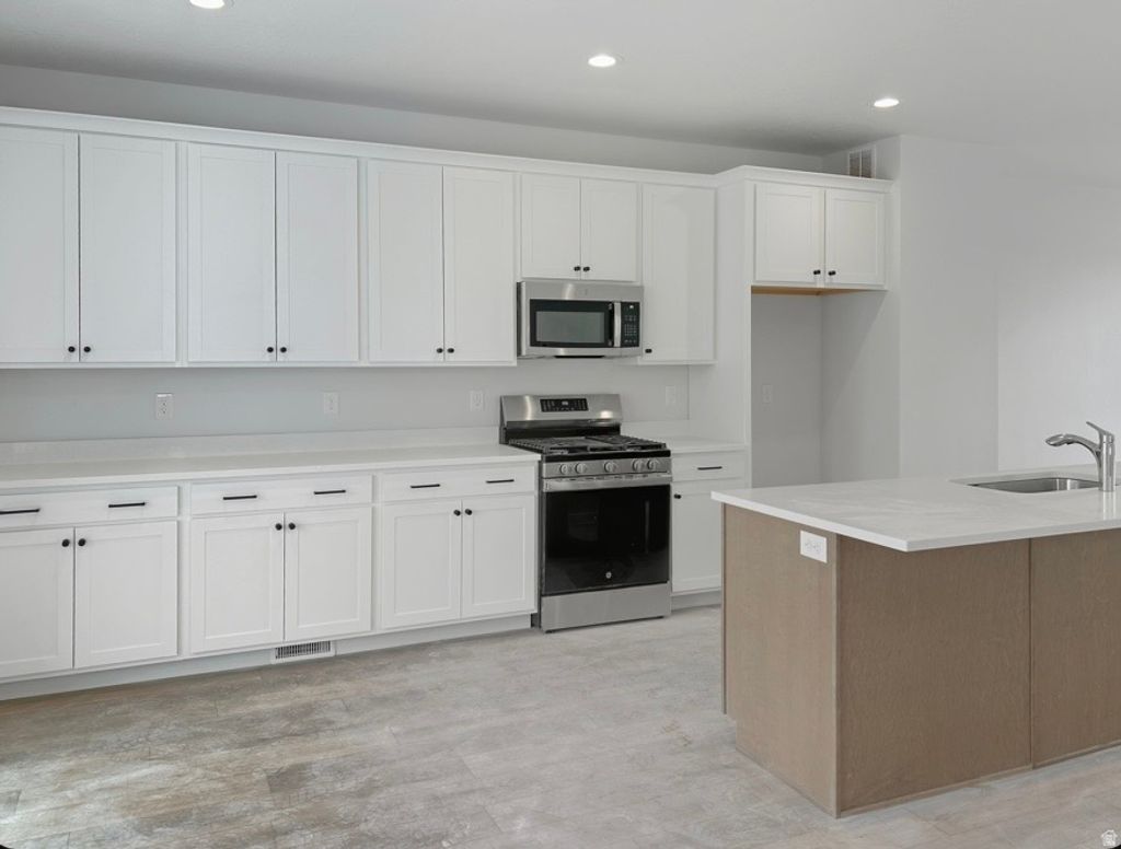 Photo of 6644 W 11800 S #616, South Jordan, UT 84009 (MLS # 2133548)