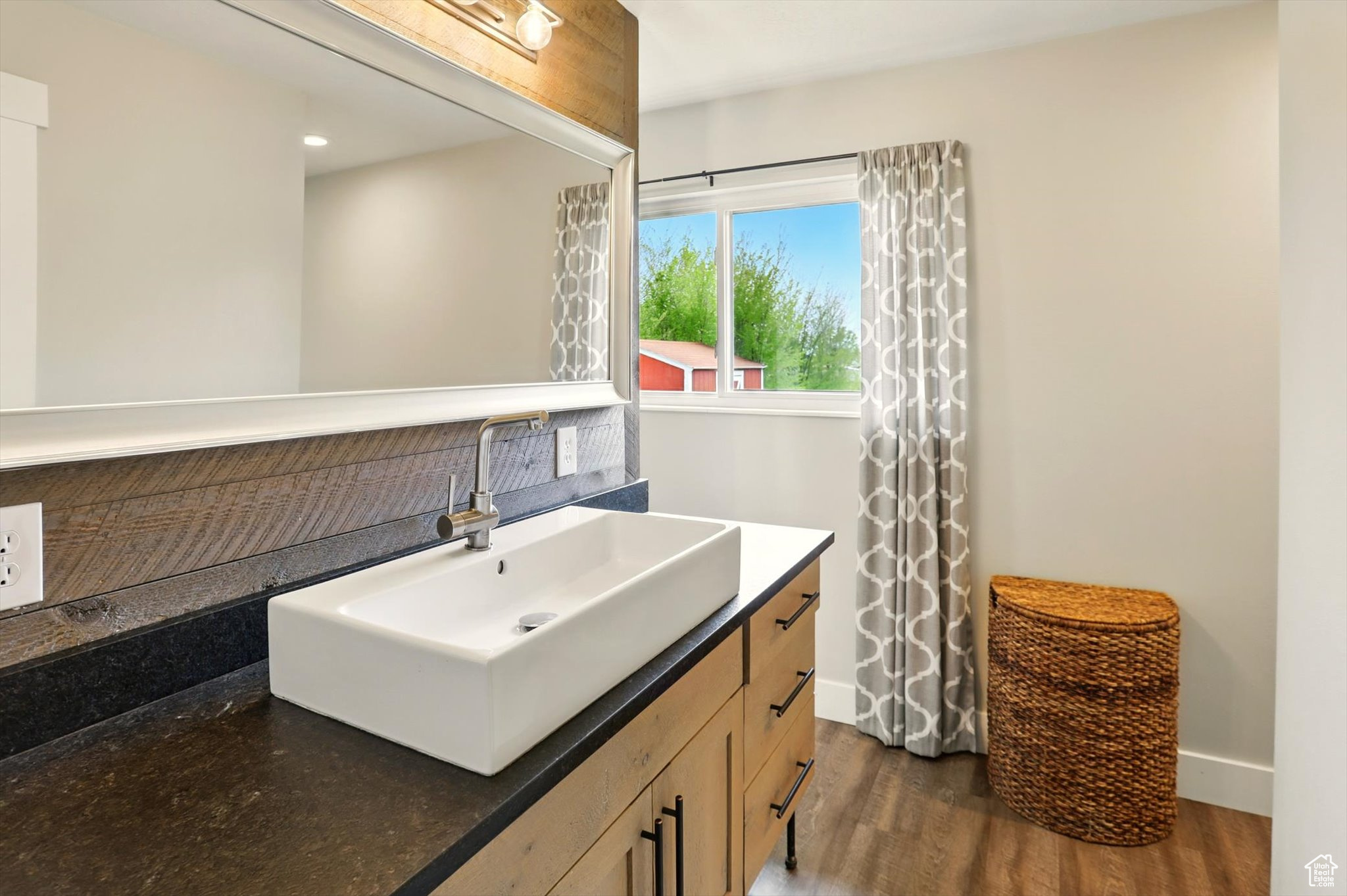 569 N 700, Mapleton, Utah image 17