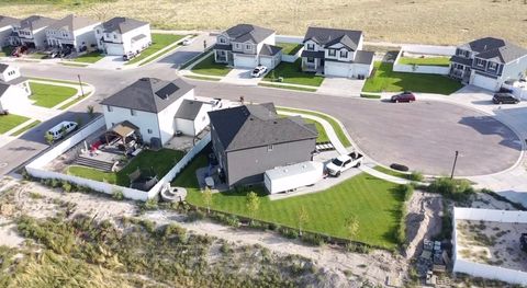 Tiny photo for 4461 E GOLDEN AUTUMN VW, Eagle Mountain, UT 84005 (MLS # 2137598)