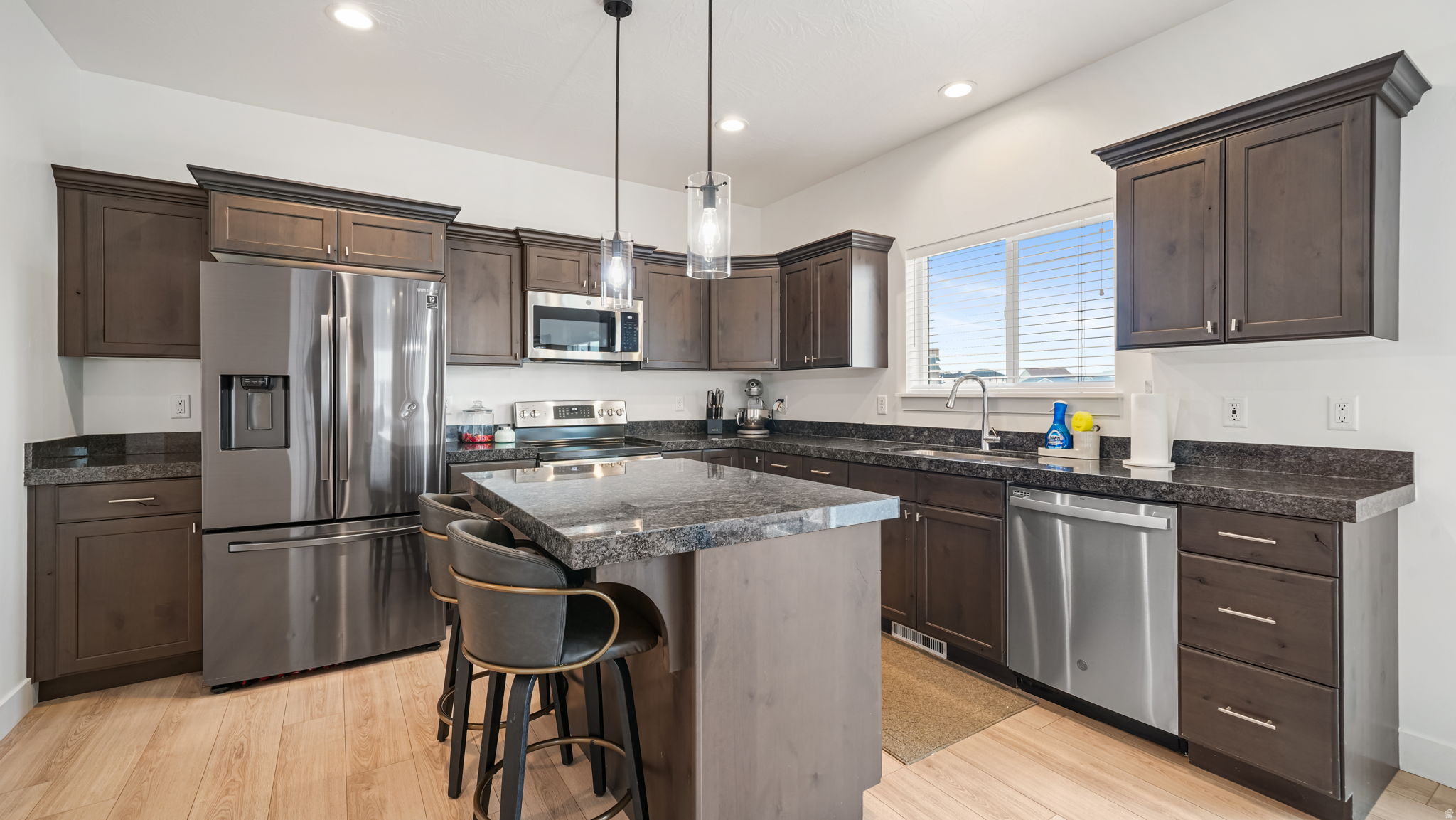 SILVERLAKE - Residential