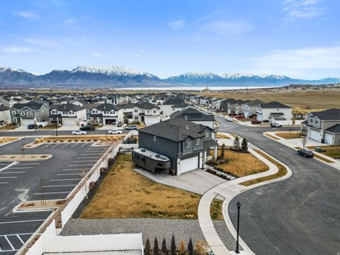 Tiny photo for 4461 E GOLDEN AUTUMN VW, Eagle Mountain, UT 84005 (MLS # 2137598)