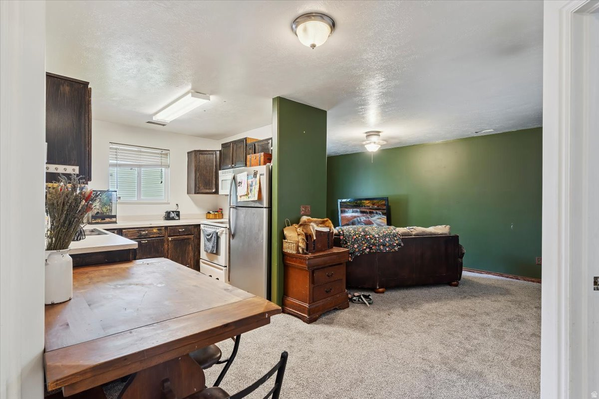 SUNBROOK - Residential