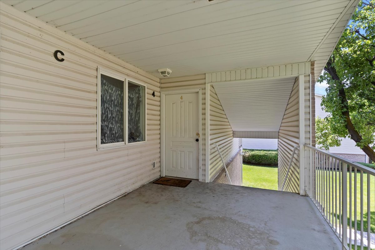 SUNBROOK - Residential