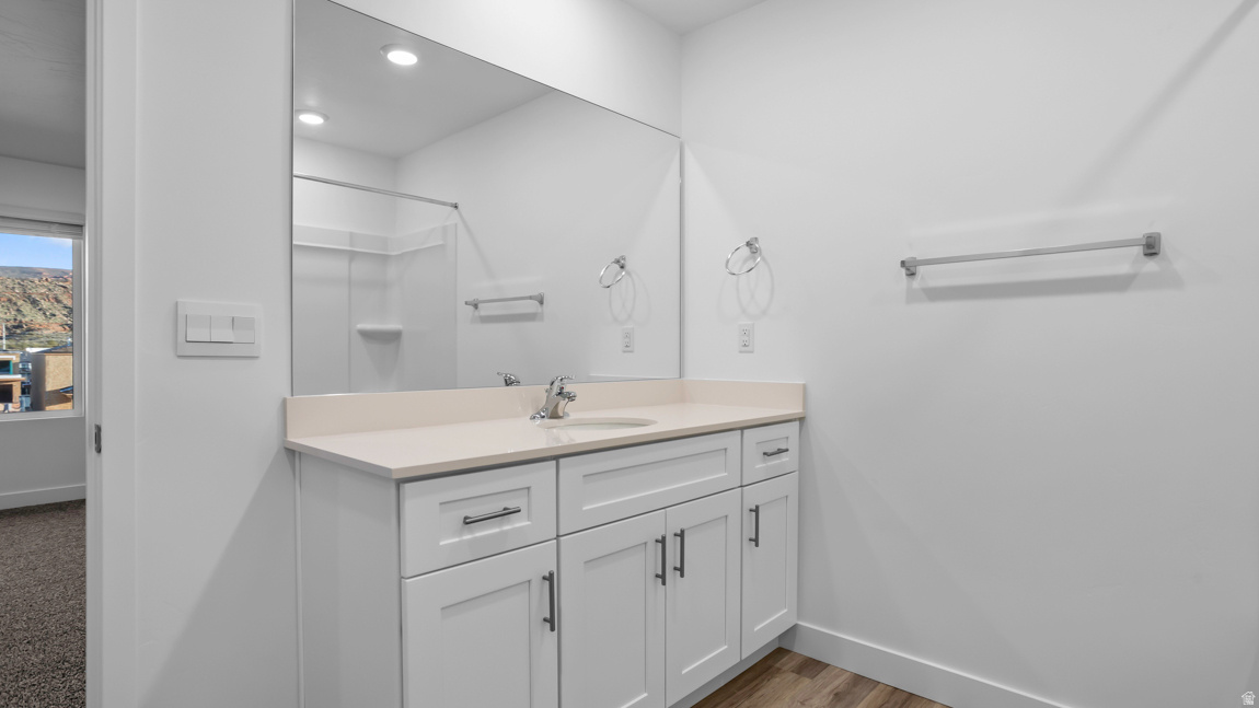 STANDING ROCK EAST AT LONG VALLEY - Residential