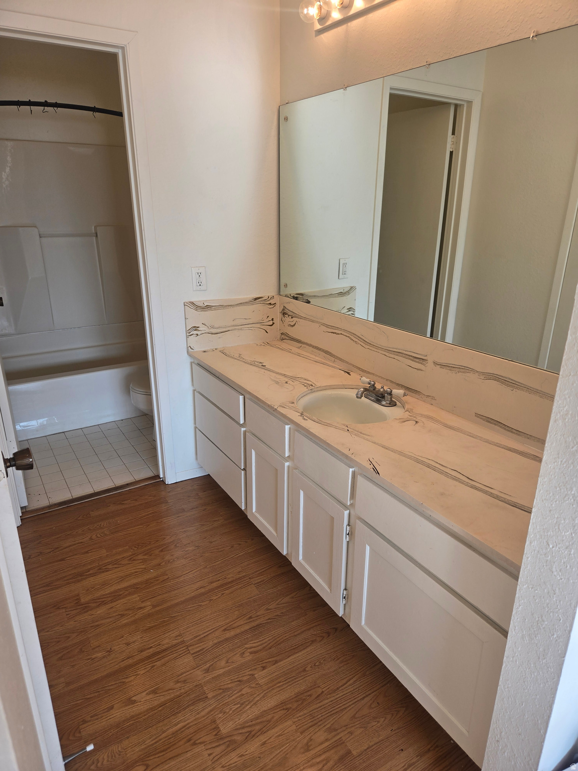 CEDAR POINTE CONDO - Residential