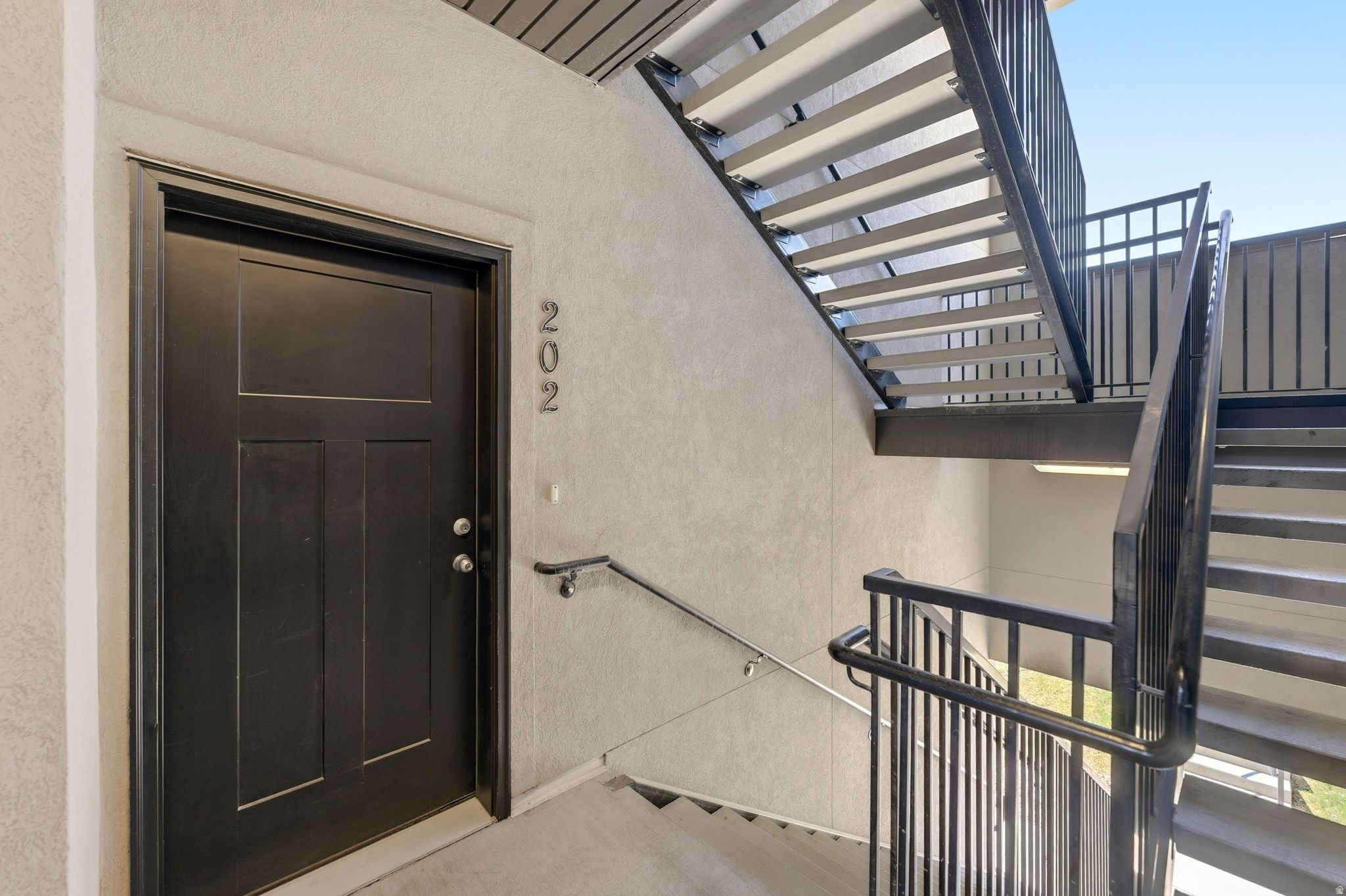 MOUNTAIN RIDGE - Residential