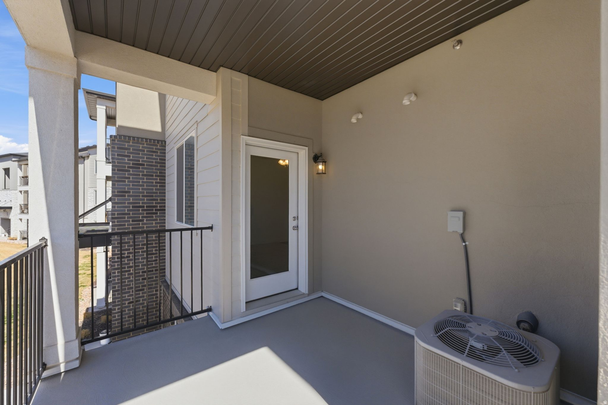 MOUNTAIN RIDGE - Residential