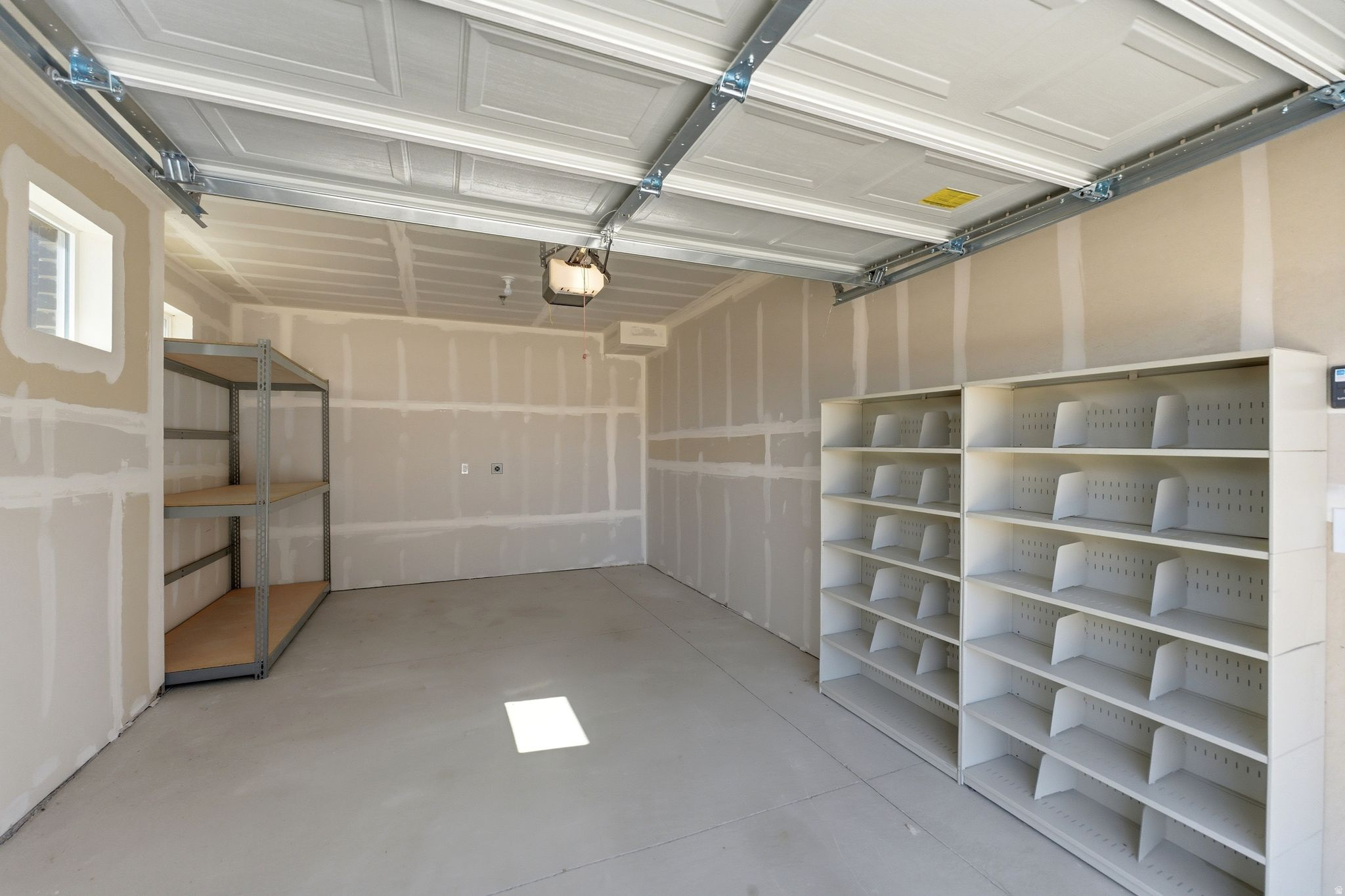 MOUNTAIN RIDGE - Residential