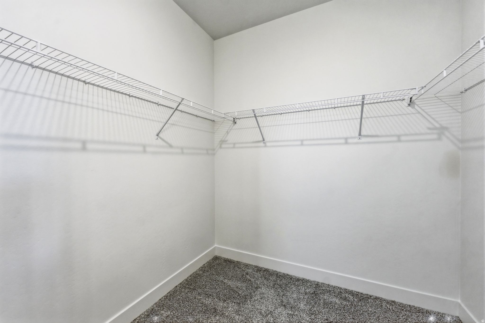 MOUNTAIN RIDGE - Residential