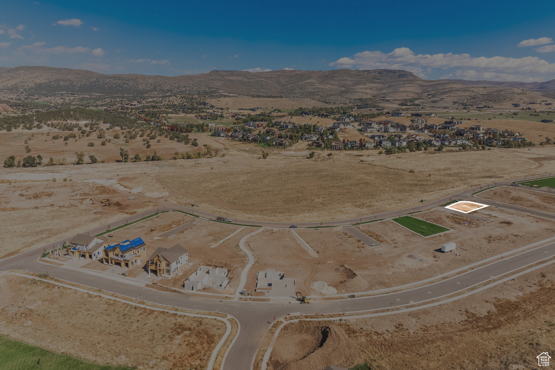 THE CROSSING - Residential