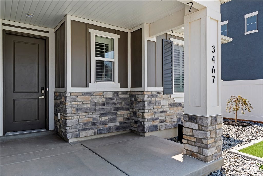 Photo of 3467 S BIRCH LN #348, Syracuse, UT 84075 (MLS # 2188583)