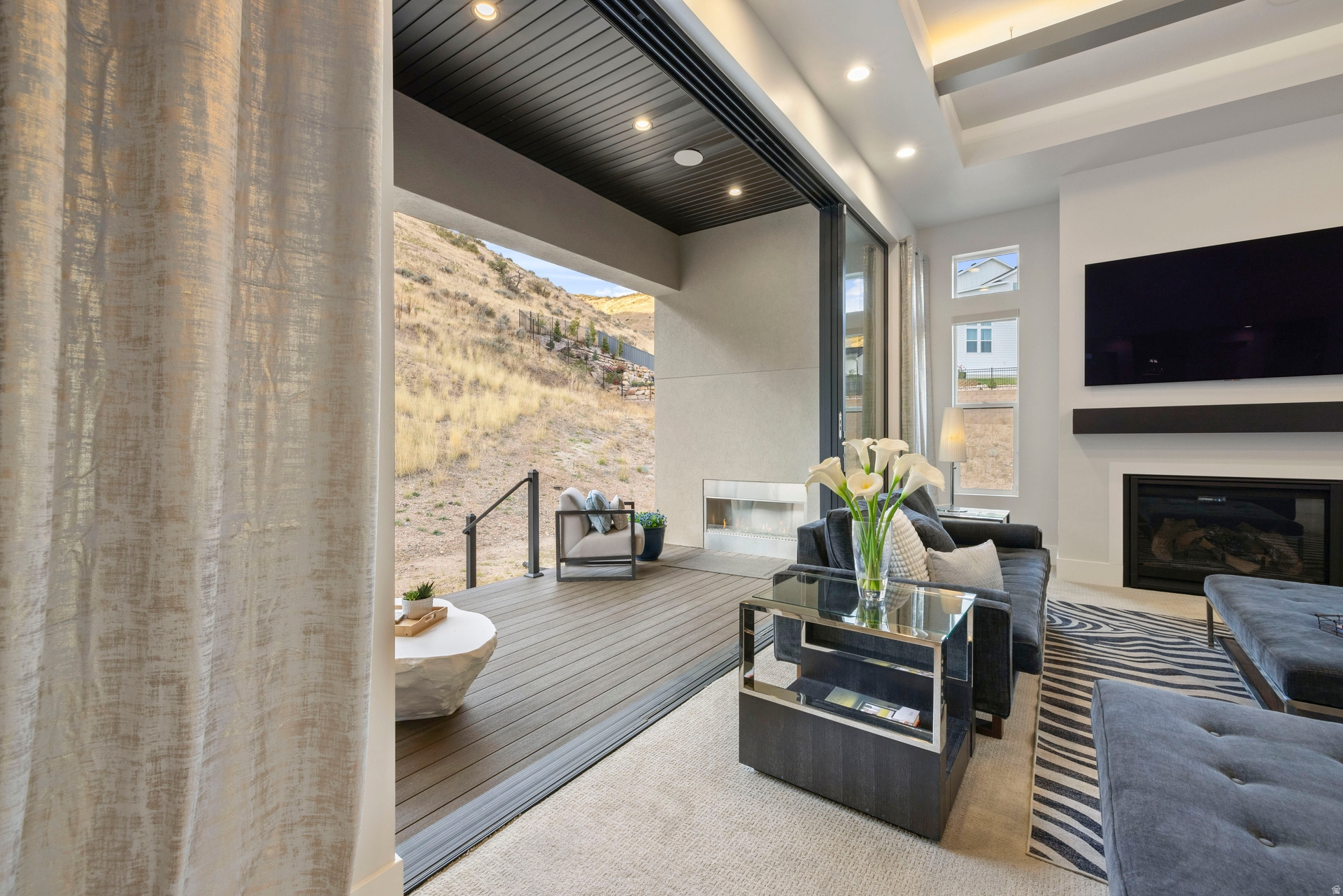 CANYON POINT - Residential