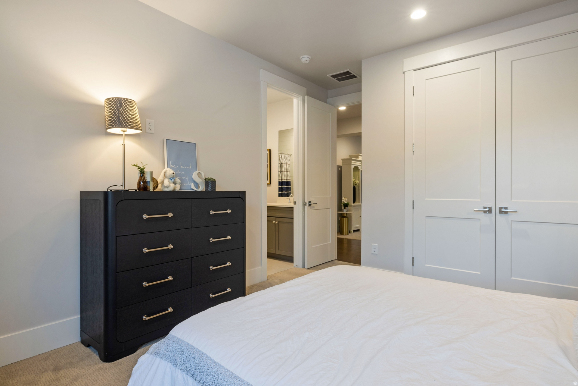 CANYON POINT - Residential