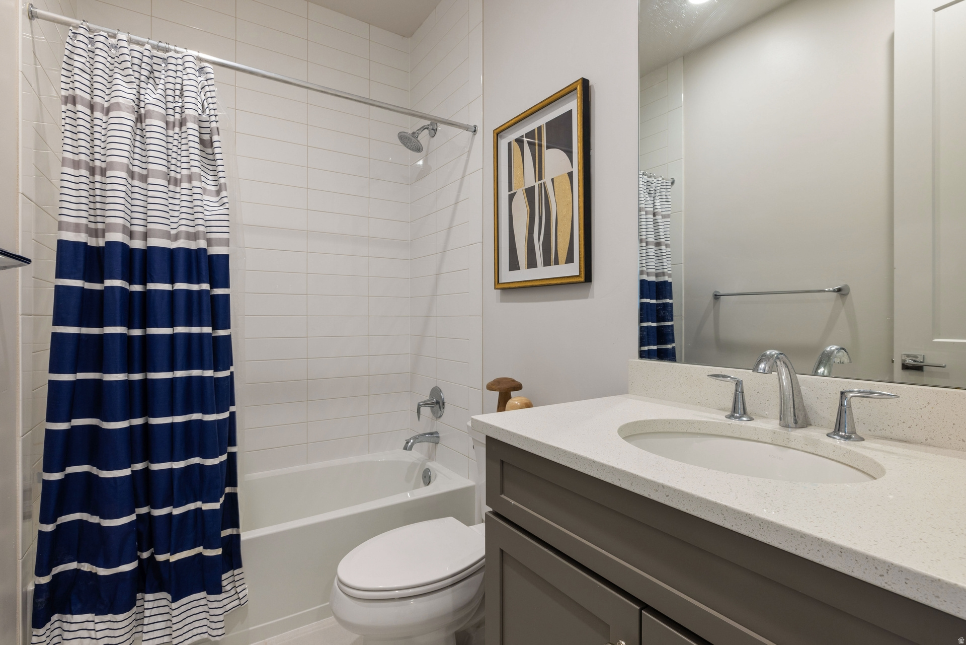 CANYON POINT - Residential