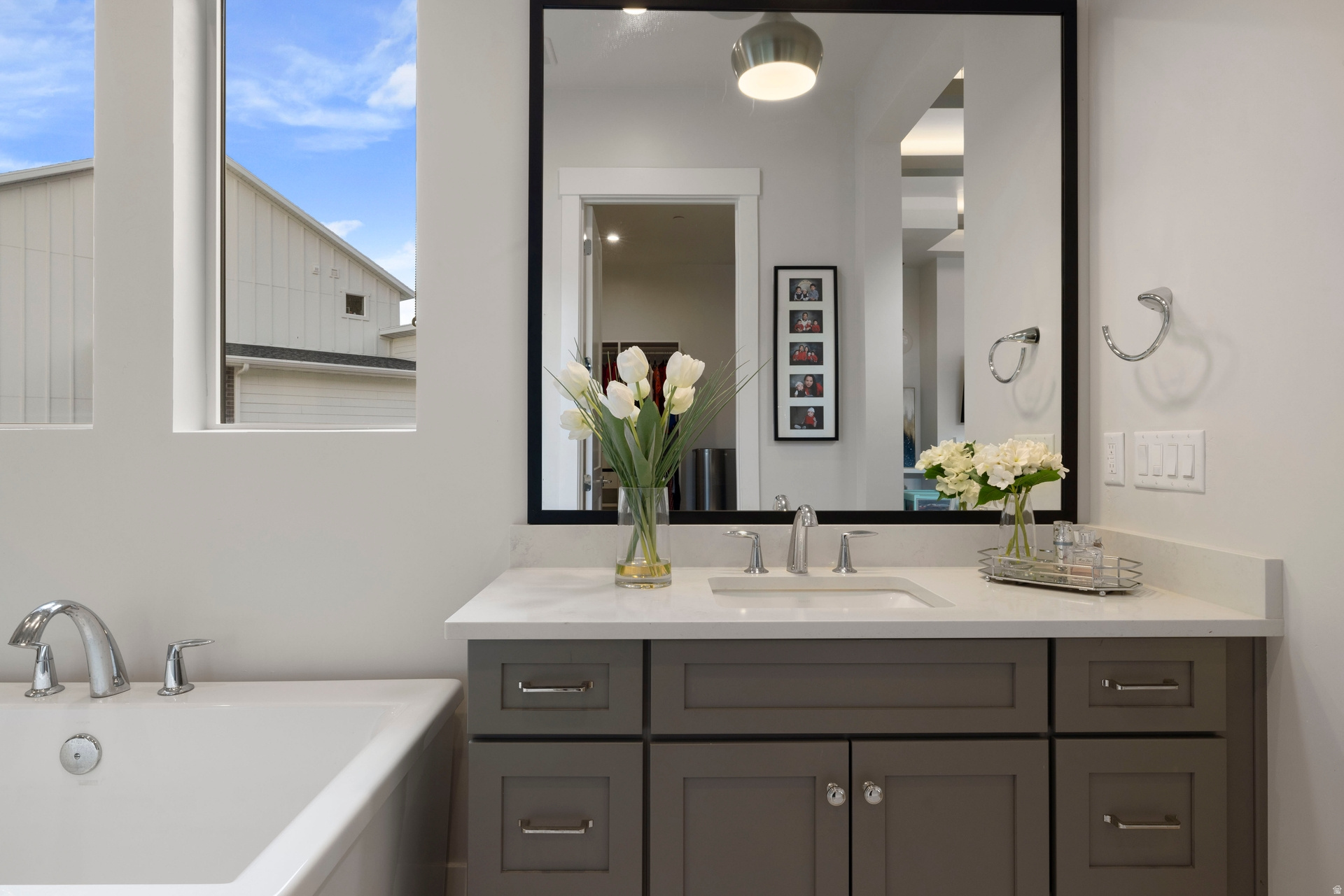 CANYON POINT - Residential