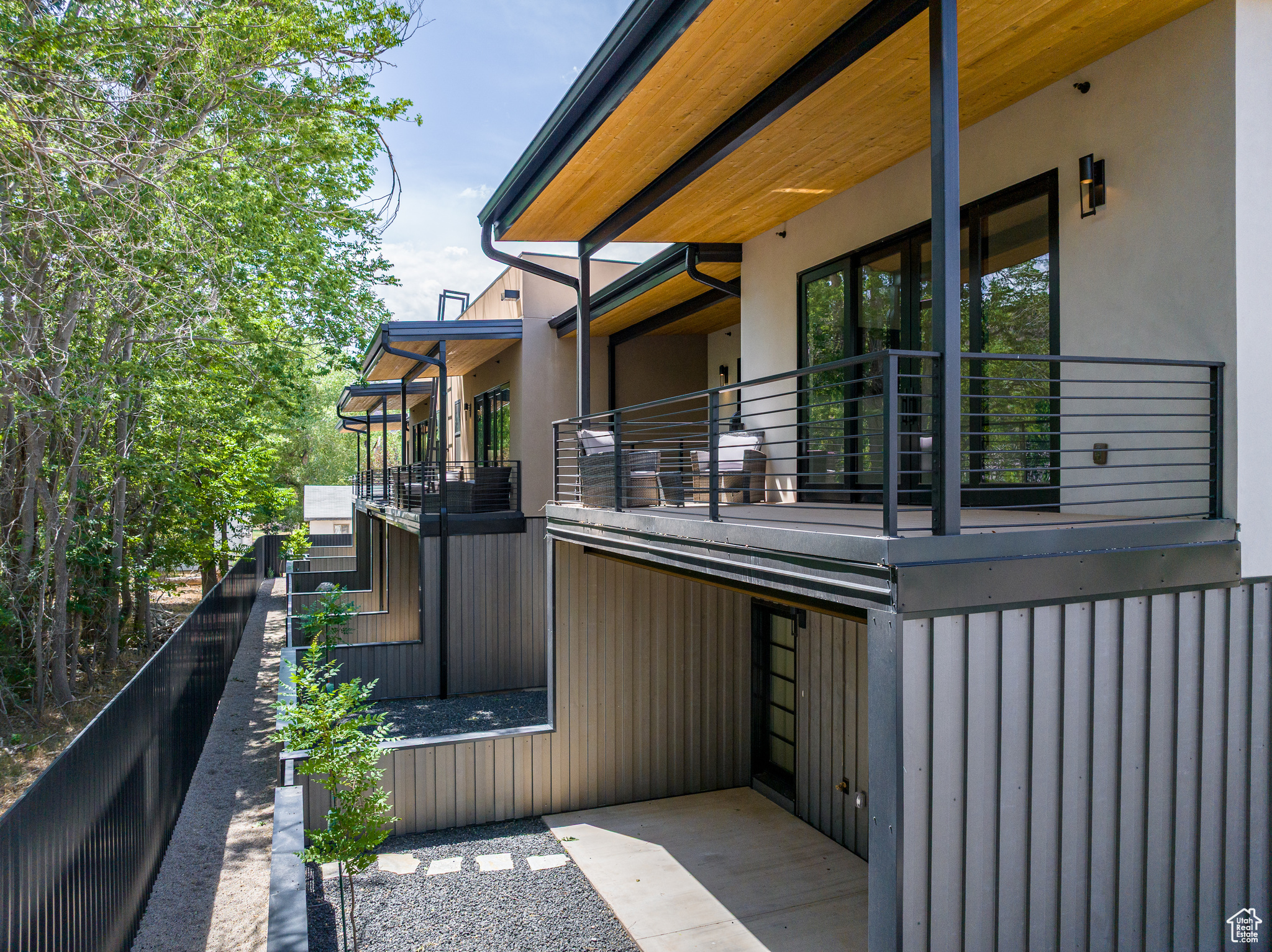 COTTONWOOD CONDOS - Residential