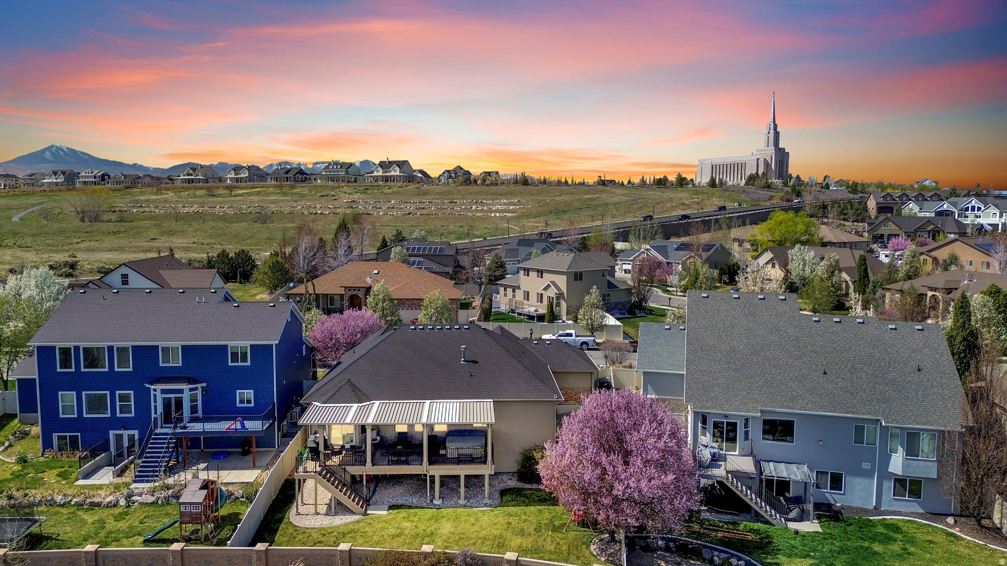 JORDAN HEIGHTS - Residential