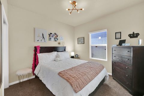 Tiny photo for 11173 S HAMPTON WAY W, South Jordan, UT 84009 (MLS # 2138345)