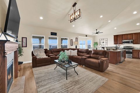 Tiny photo for 11173 S HAMPTON WAY W, South Jordan, UT 84009 (MLS # 2138345)