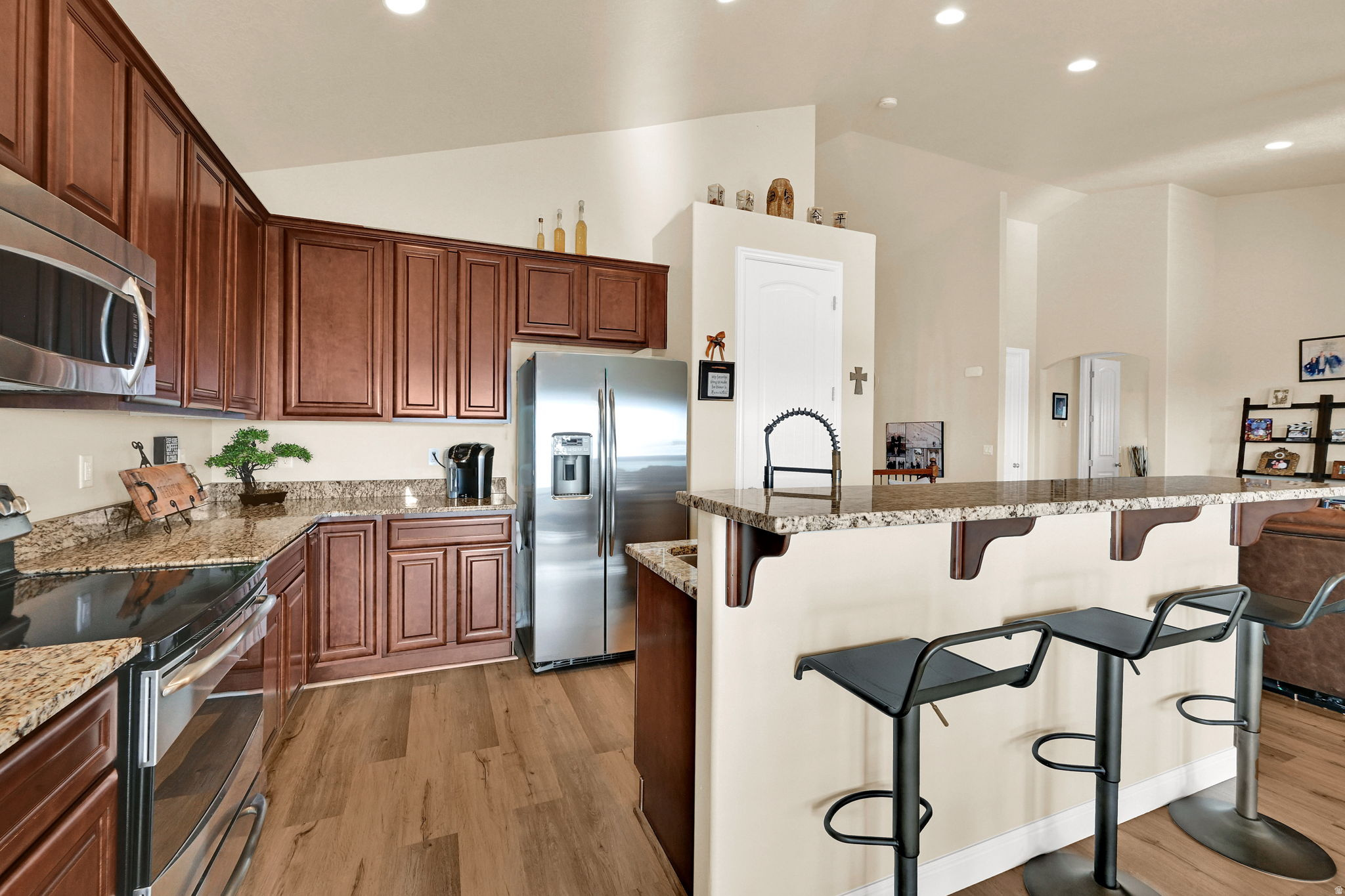 JORDAN HEIGHTS - Residential