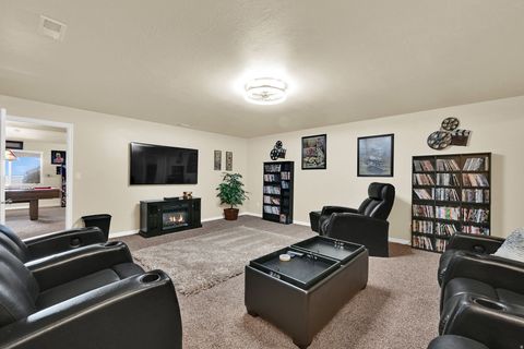 Tiny photo for 11173 S HAMPTON WAY W, South Jordan, UT 84009 (MLS # 2138345)