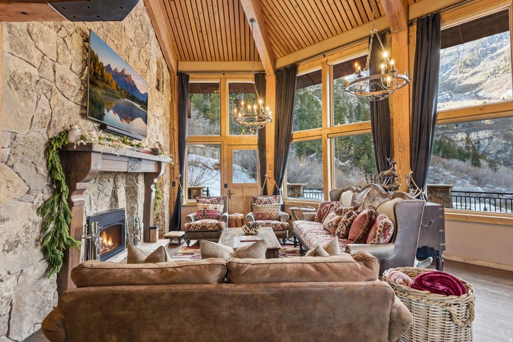 Photo of 2687 E STEWART RD, Sundance, UT 84604 (MLS # 2150955)