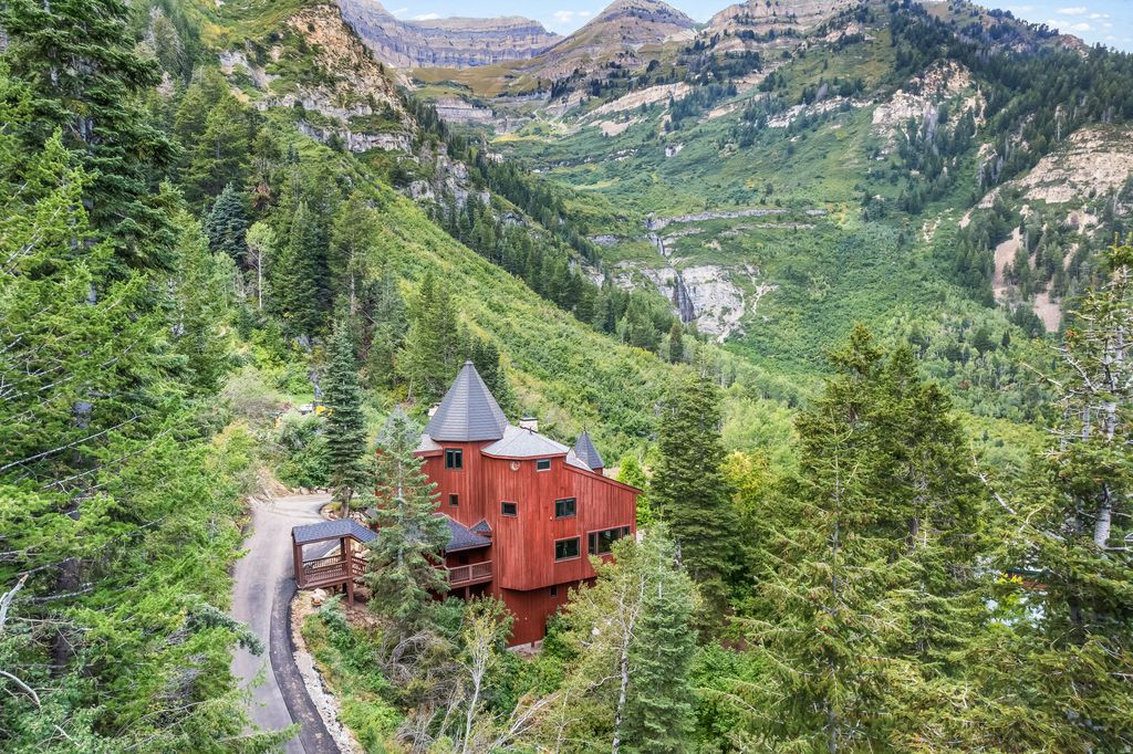 Photo of 2687 E STEWART RD, Sundance, UT 84604 (MLS # 2150955)