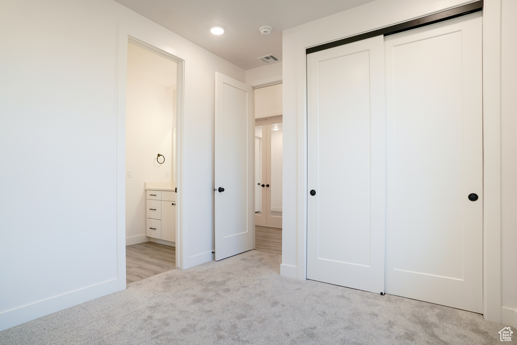 SANDS COVE - Residential